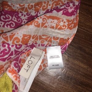 Loft scarf